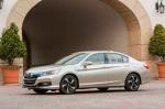 Honda Accord Plug-In Hybrid 2014 года